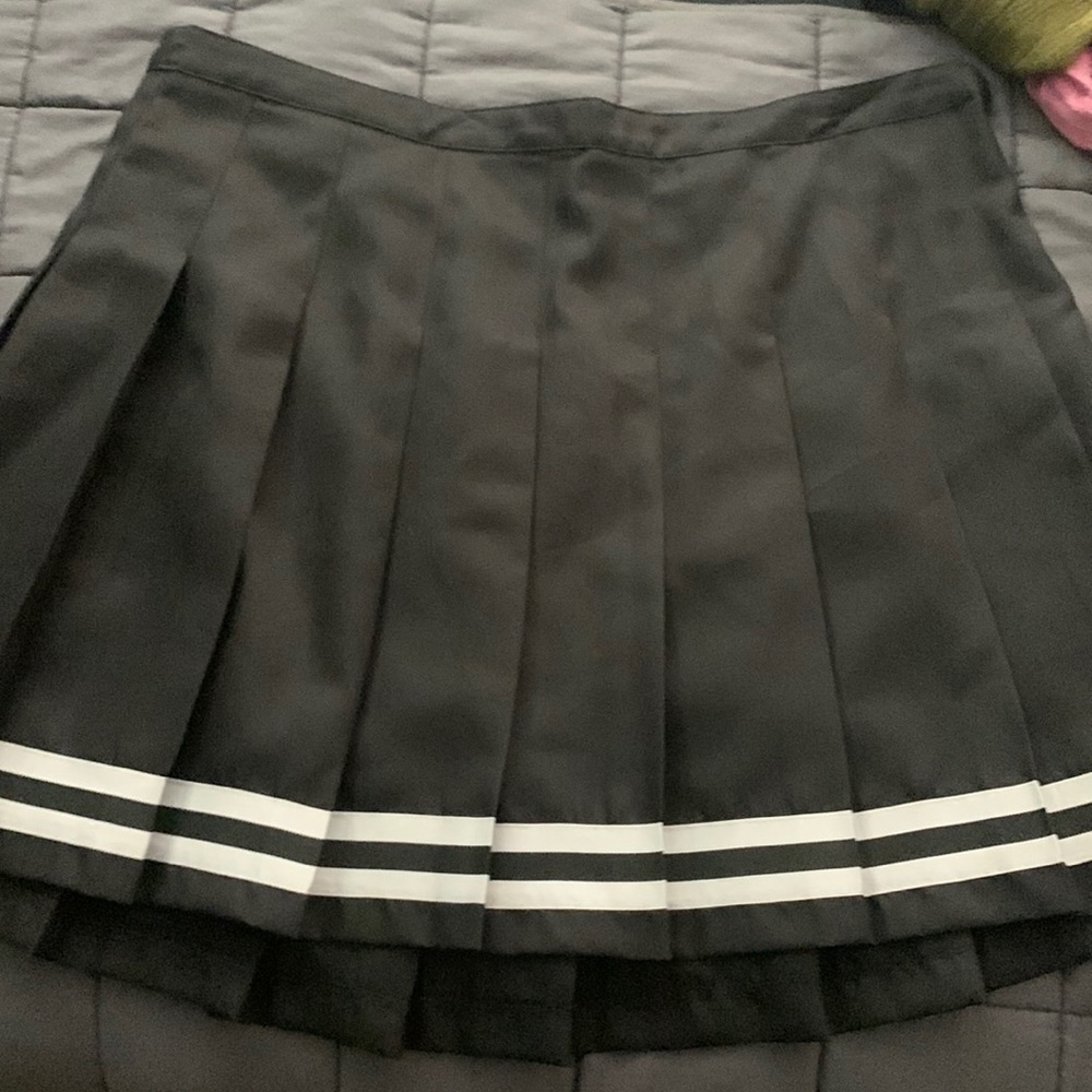 Delia’s Pleated Skirt - Picture 2 of 4